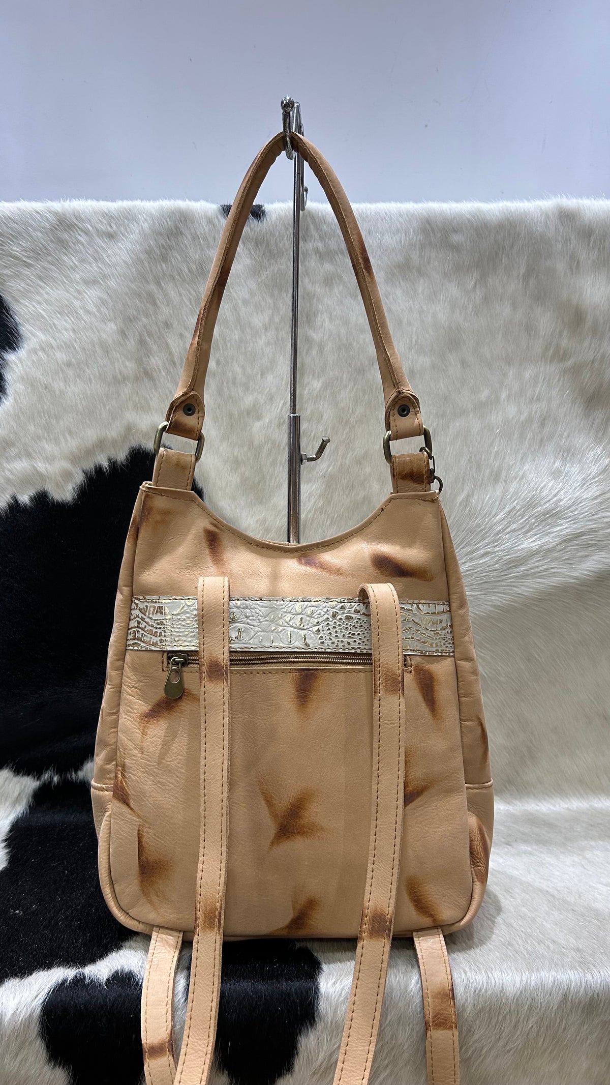 Mochila Evelyn - Dulce de leche con Arena Oro